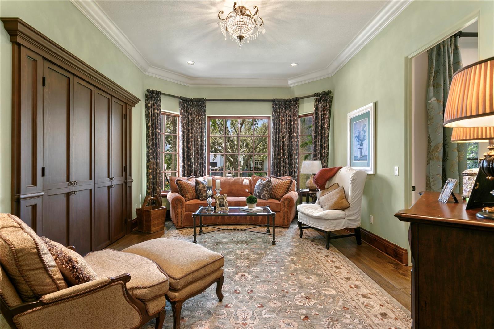 Image 24 of 71 For 25 Spanish Main Street