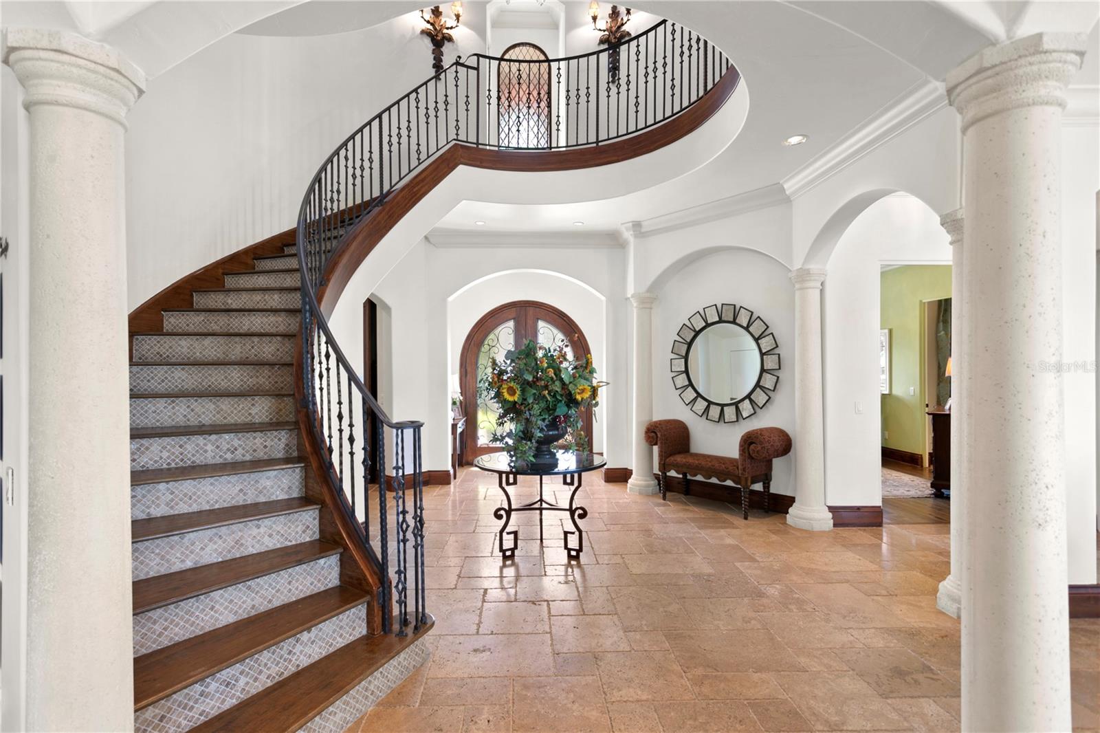 Image 26 of 71 For 25 Spanish Main Street