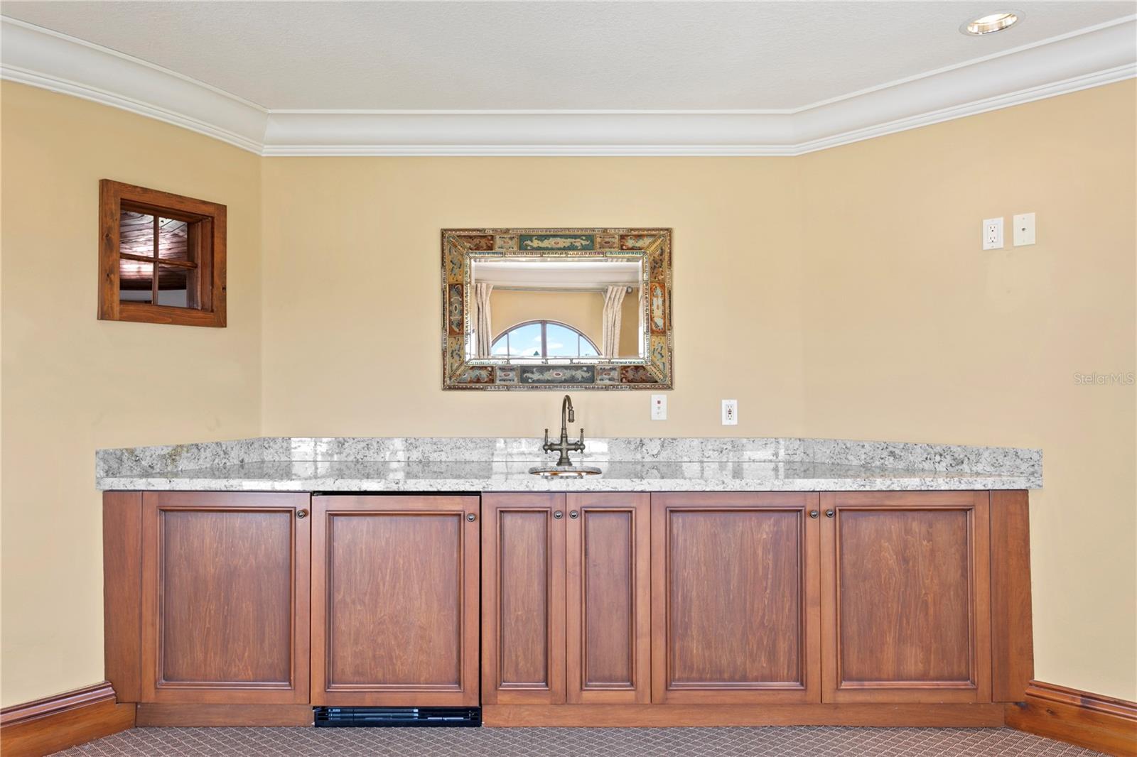 Image 40 of 71 For 25 Spanish Main Street