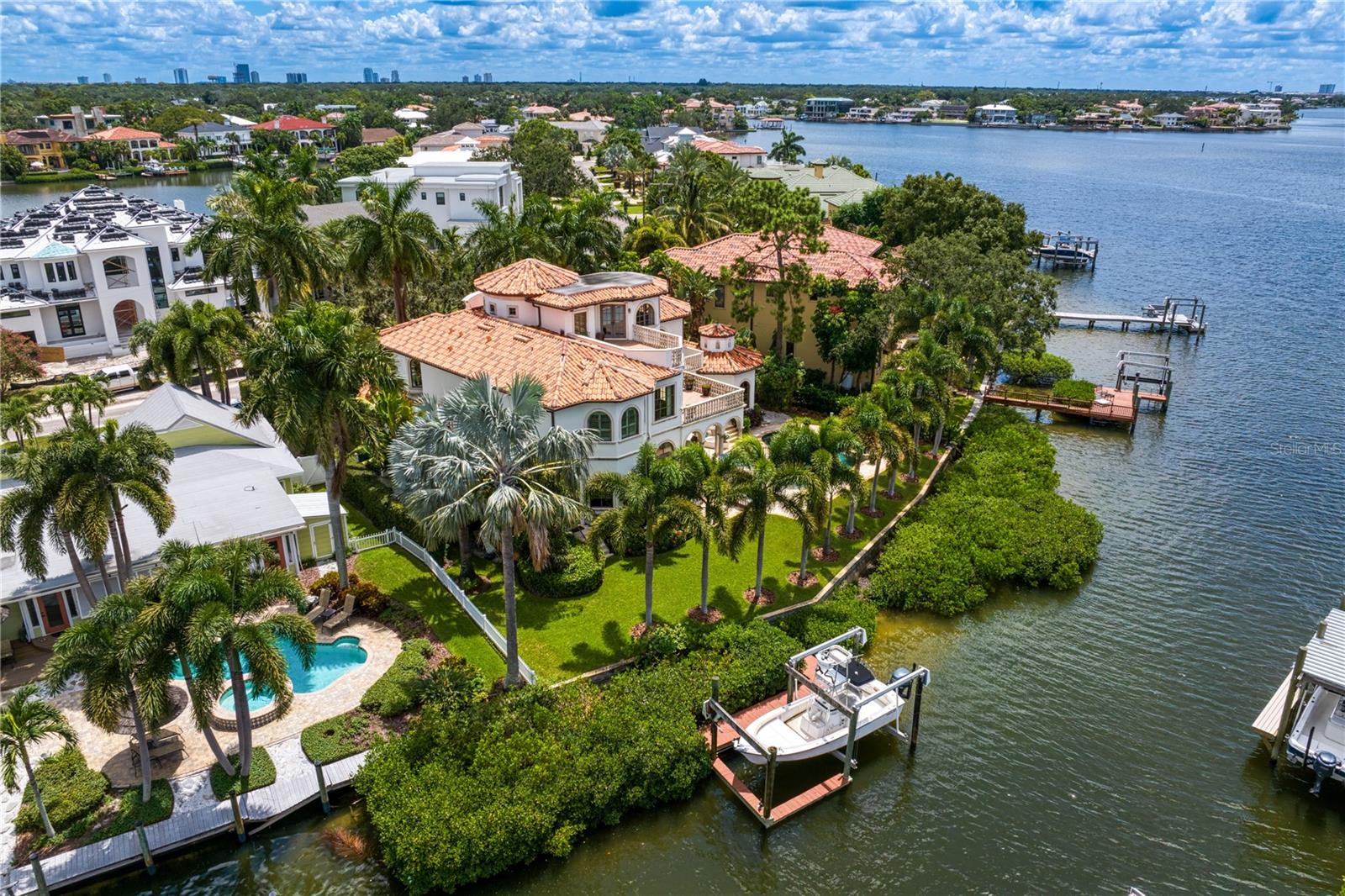 Image 66 of 71 For 25 Spanish Main Street