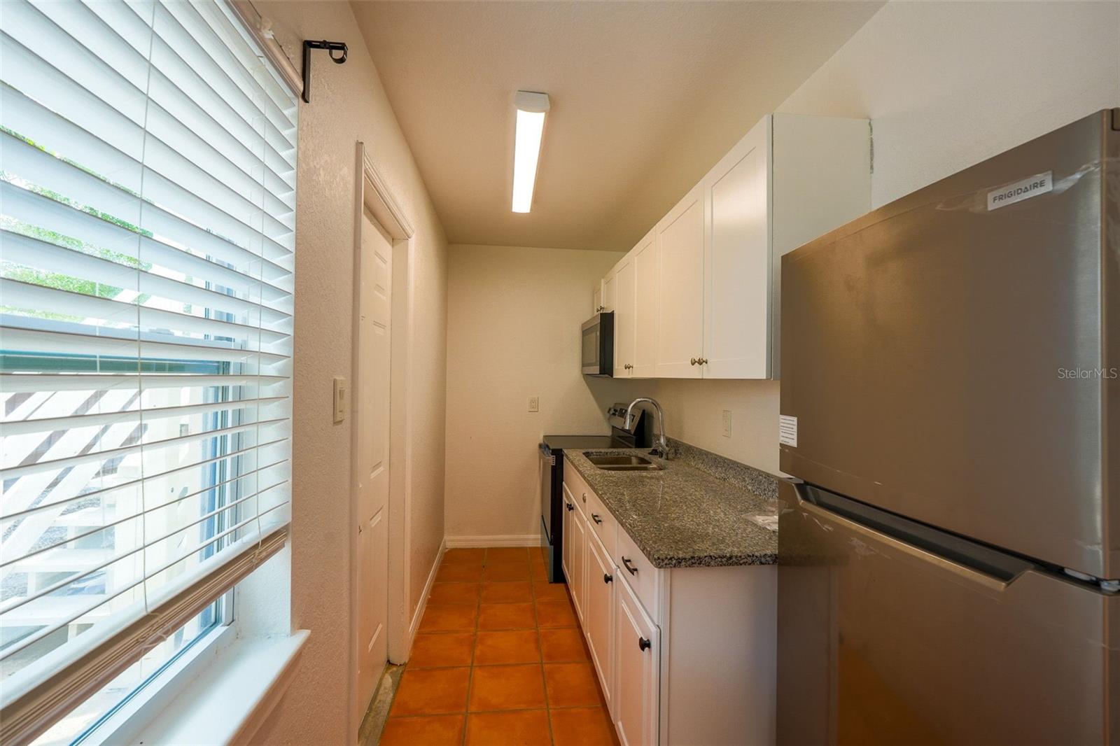 Image 6 of 30 For 115 145th Avenue E 5