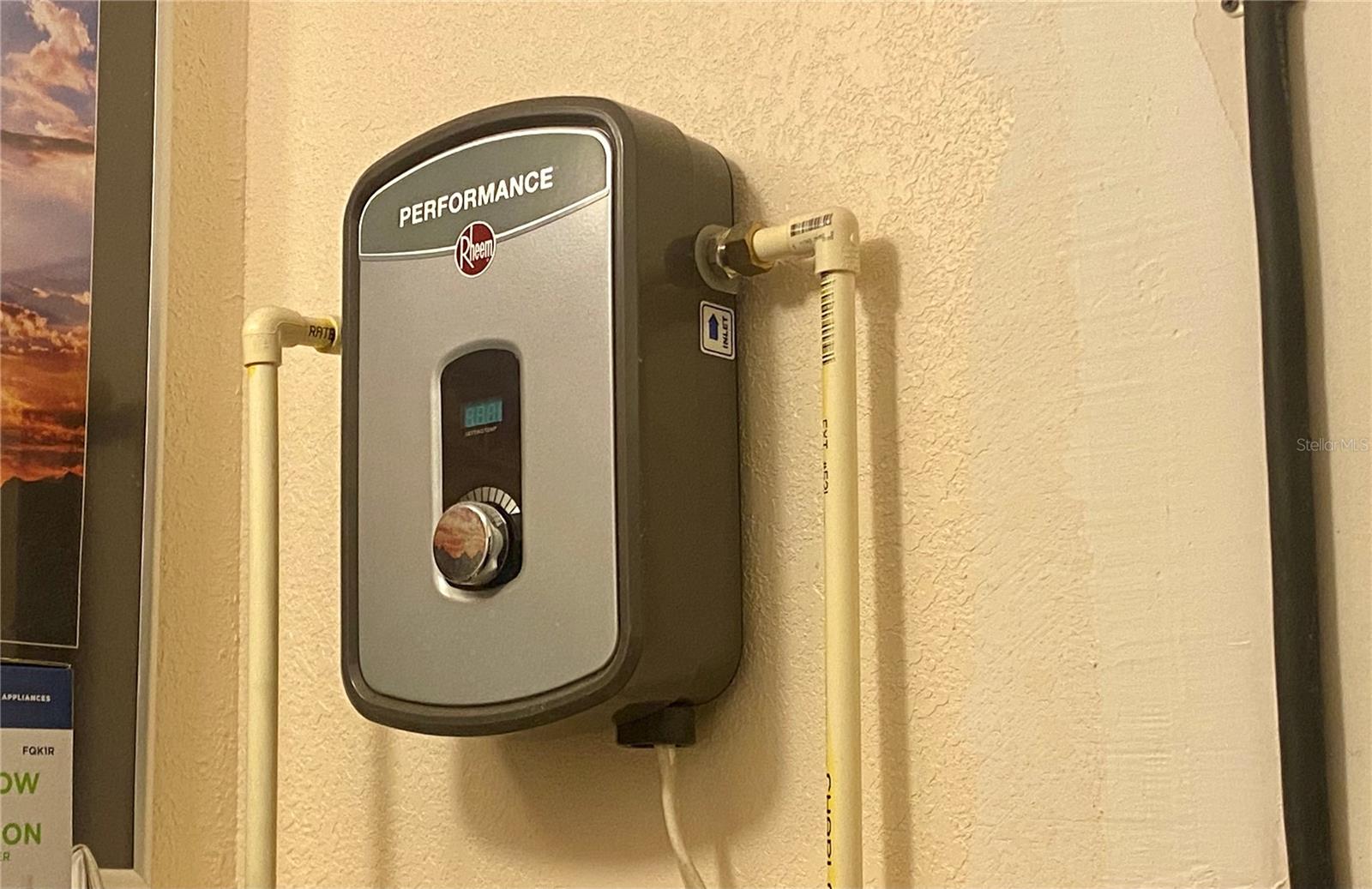 Image 25 of 28 For 3845 Lake Drive 191