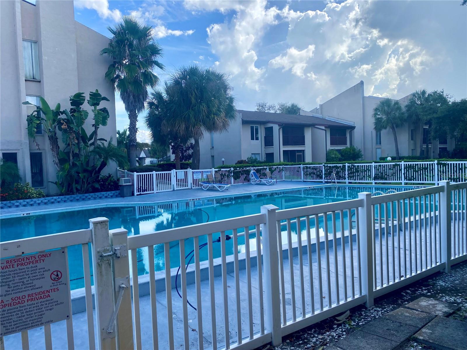 Image 4 of 28 For 3845 Lake Drive 191