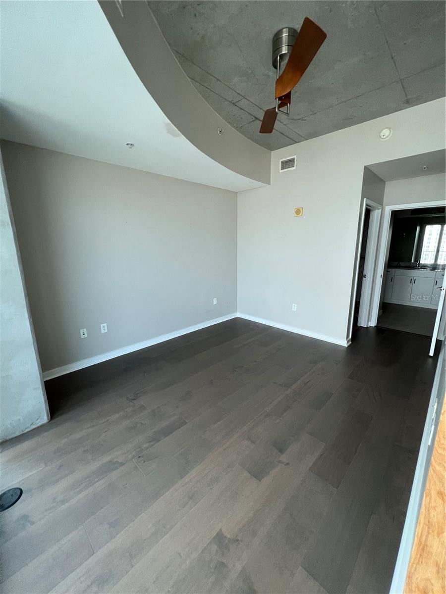 Image 16 of 19 For 777 Ashley Drive 1511