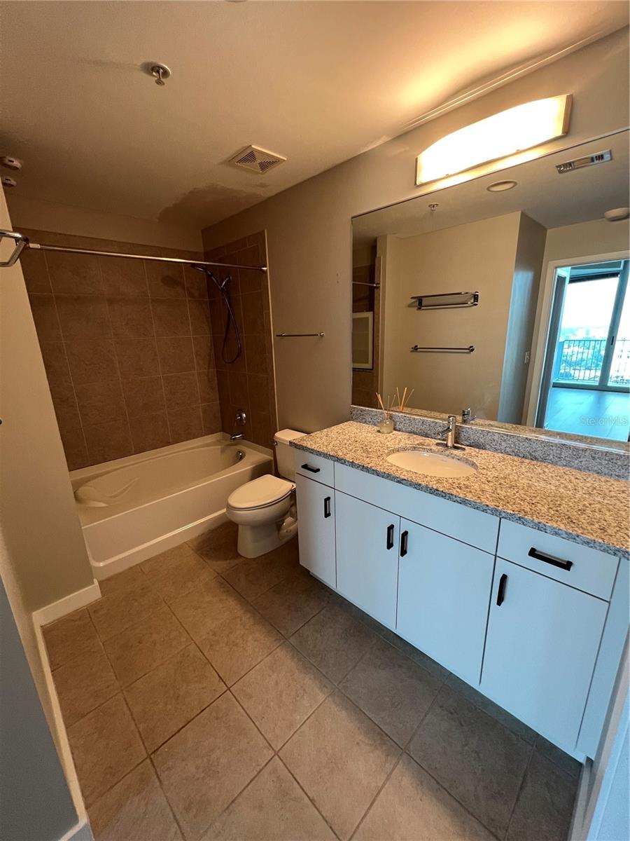 Image 17 of 19 For 777 Ashley Drive 1511