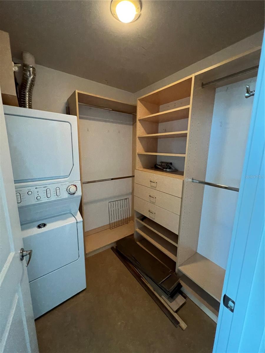 Image 18 of 19 For 777 Ashley Drive 1511