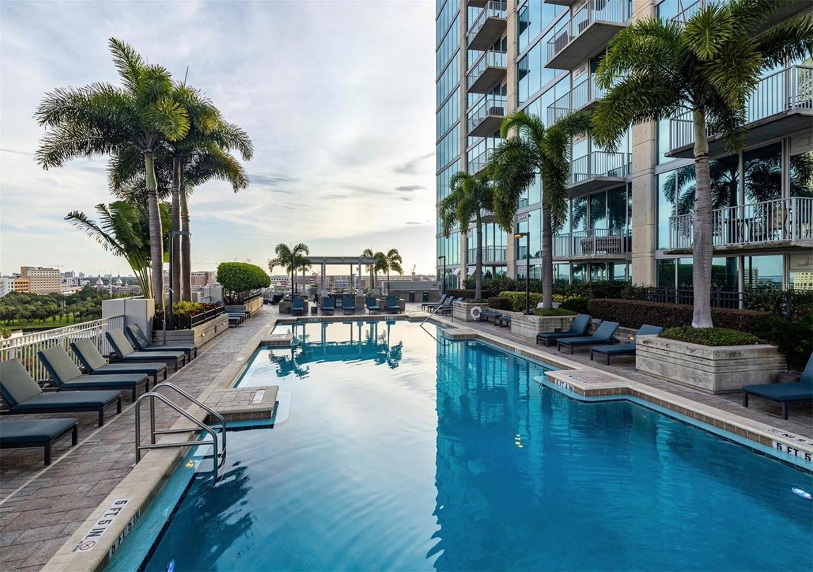 Image 7 of 19 For 777 Ashley Drive 1511