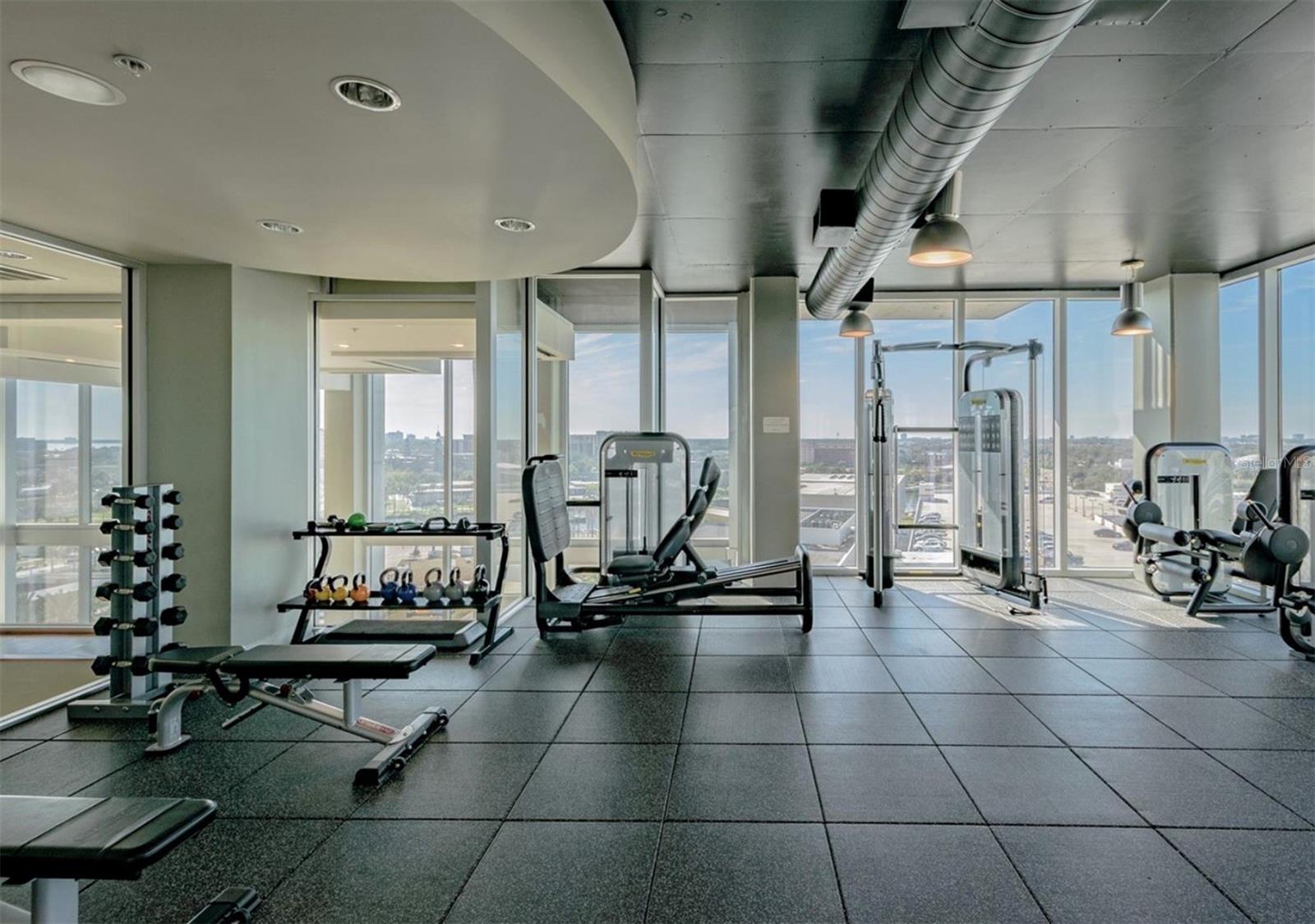 Image 8 of 19 For 777 Ashley Drive 1511