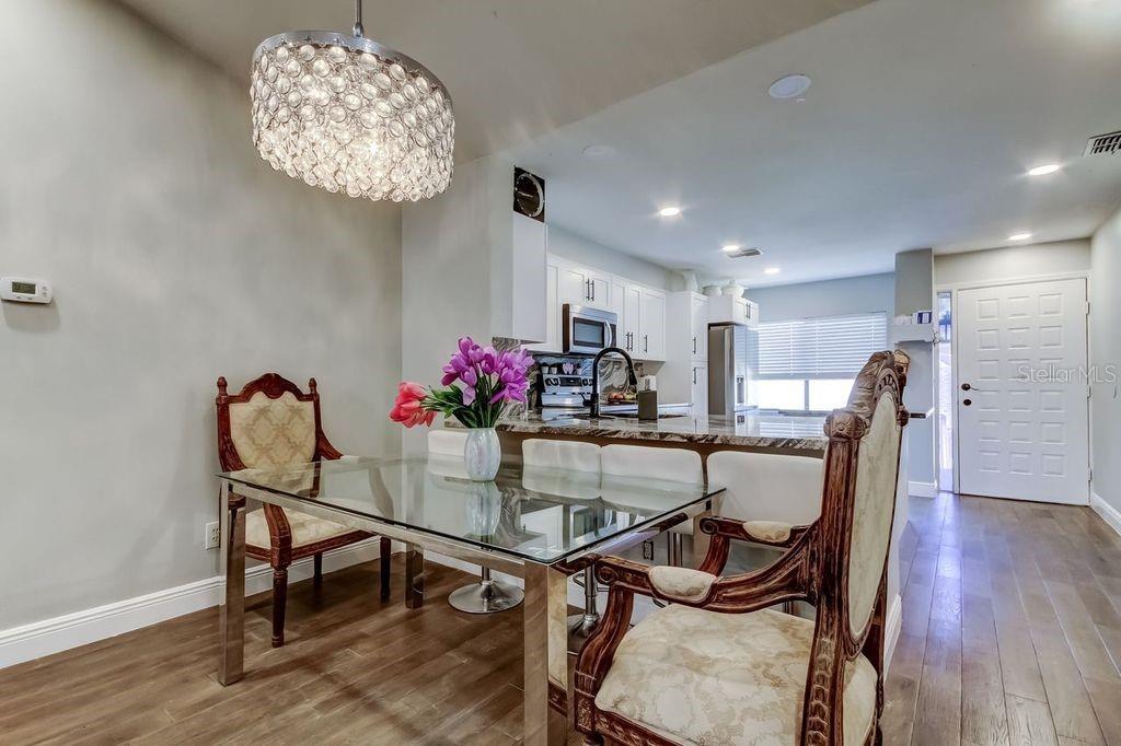 Image 10 of 31 For 3163 Landmark Drive 623