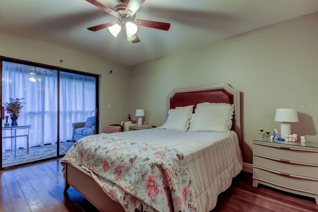 Image 22 of 31 For 3163 Landmark Drive 623