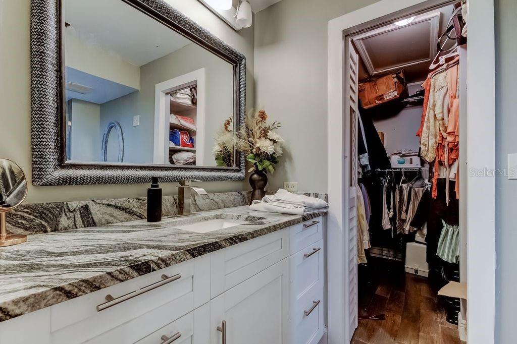 Image 25 of 31 For 3163 Landmark Drive 623