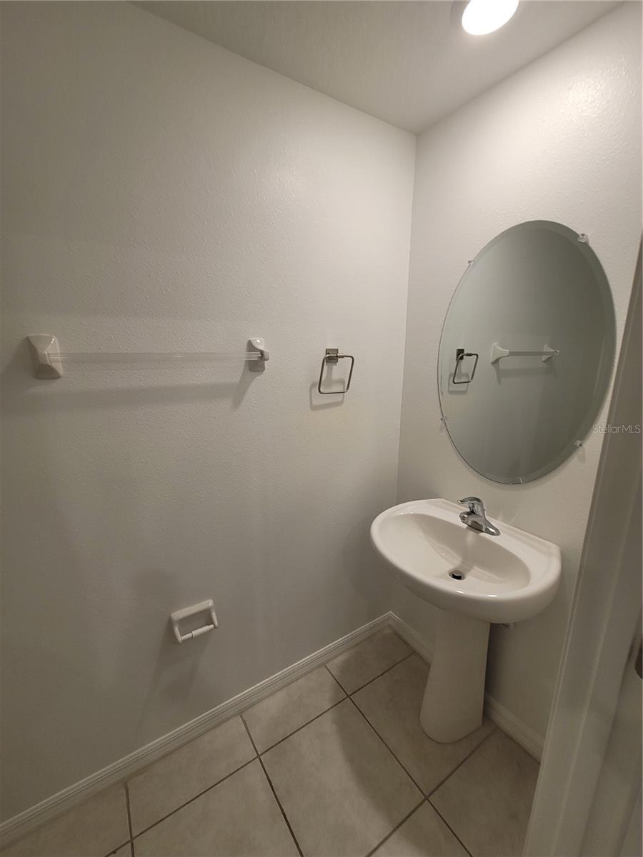 Image 12 of 39 For 21842 Lyonia Lane