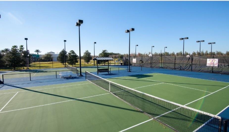 Image 32 of 39 For 21842 Lyonia Lane