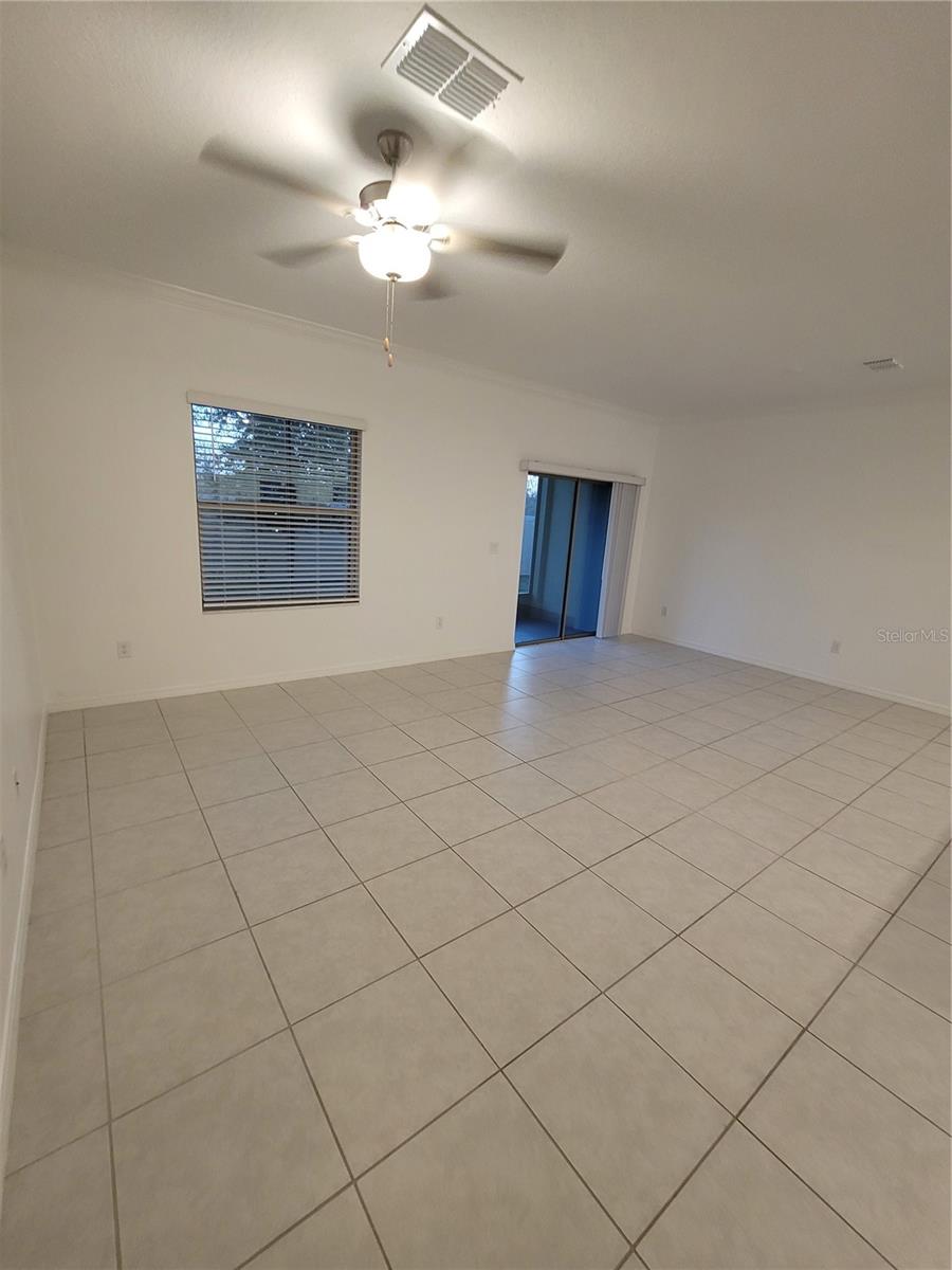 Image 6 of 39 For 21842 Lyonia Lane