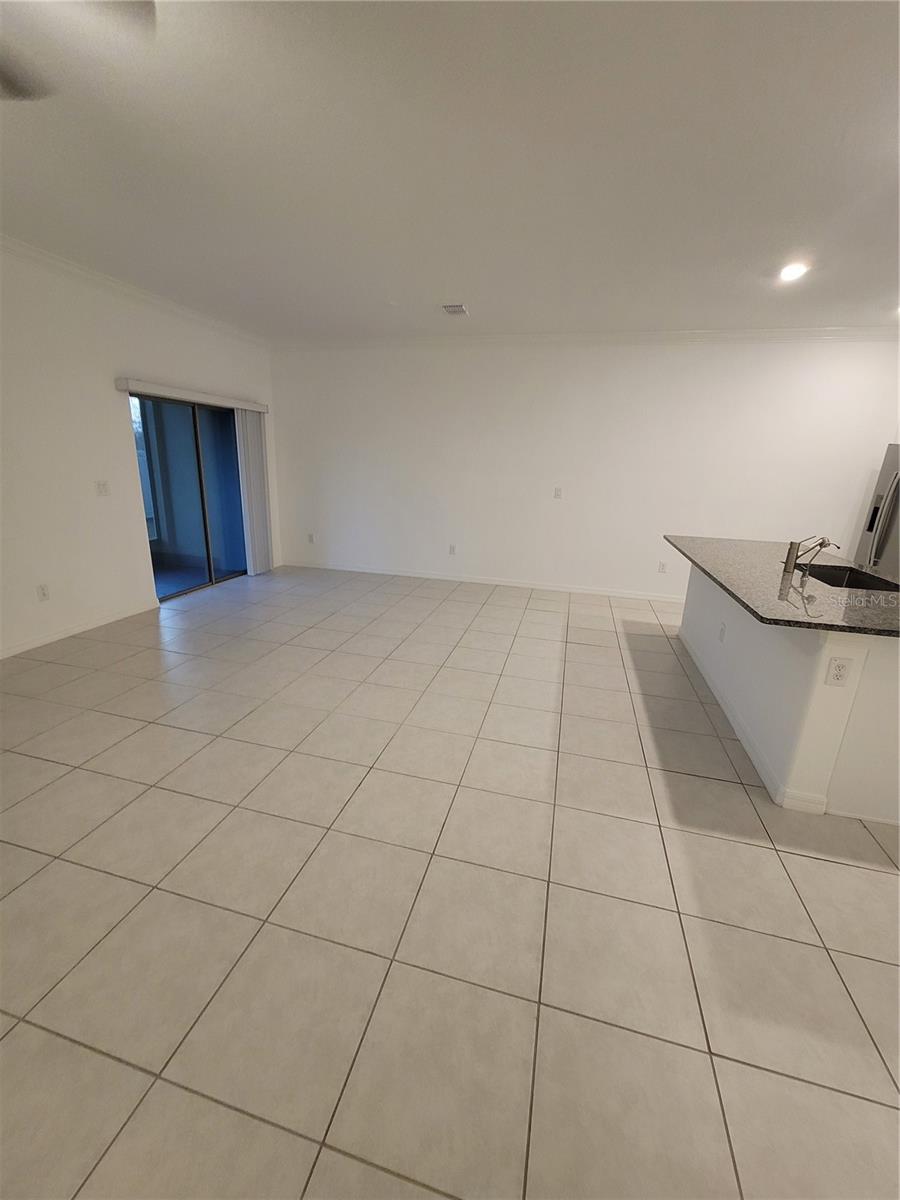 Image 8 of 39 For 21842 Lyonia Lane