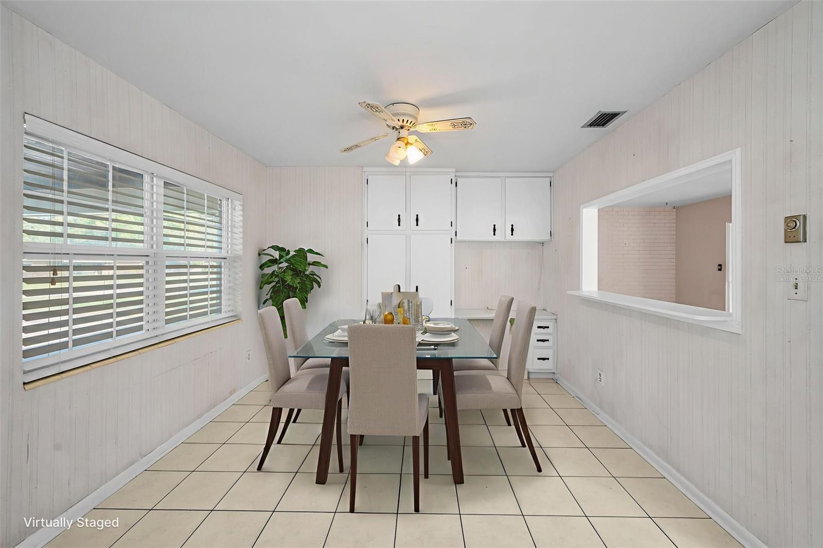 Image 19 of 57 For 2122 Erna Drive