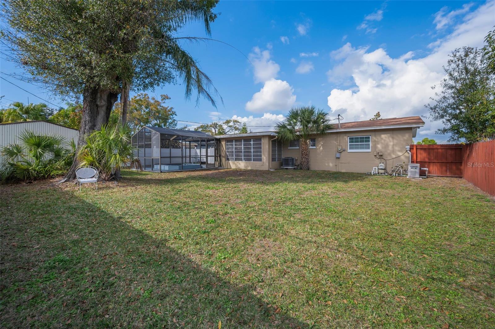 Image 44 of 57 For 2122 Erna Drive