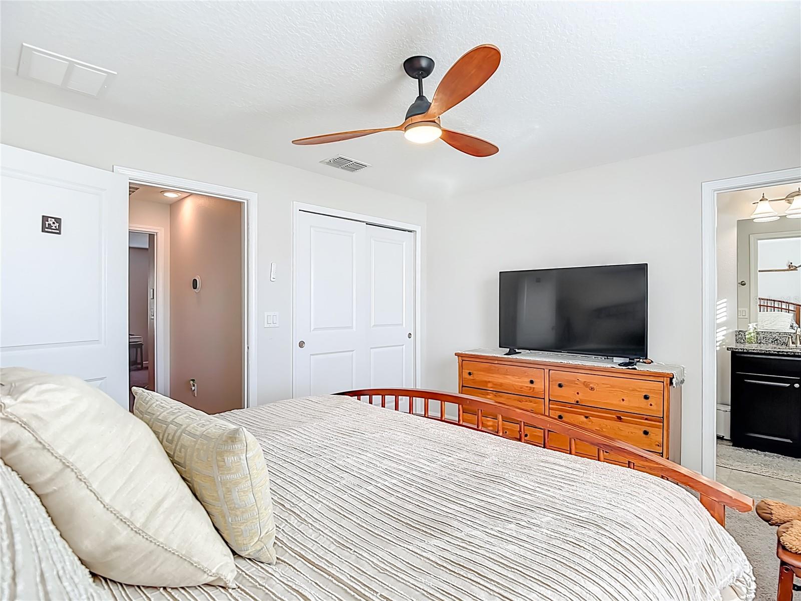 Image 35 of 47 For 28599 Tranquil Lake Circle