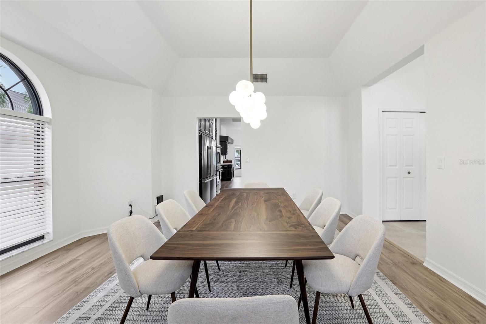 Image 16 of 72 For 120 8th Street E