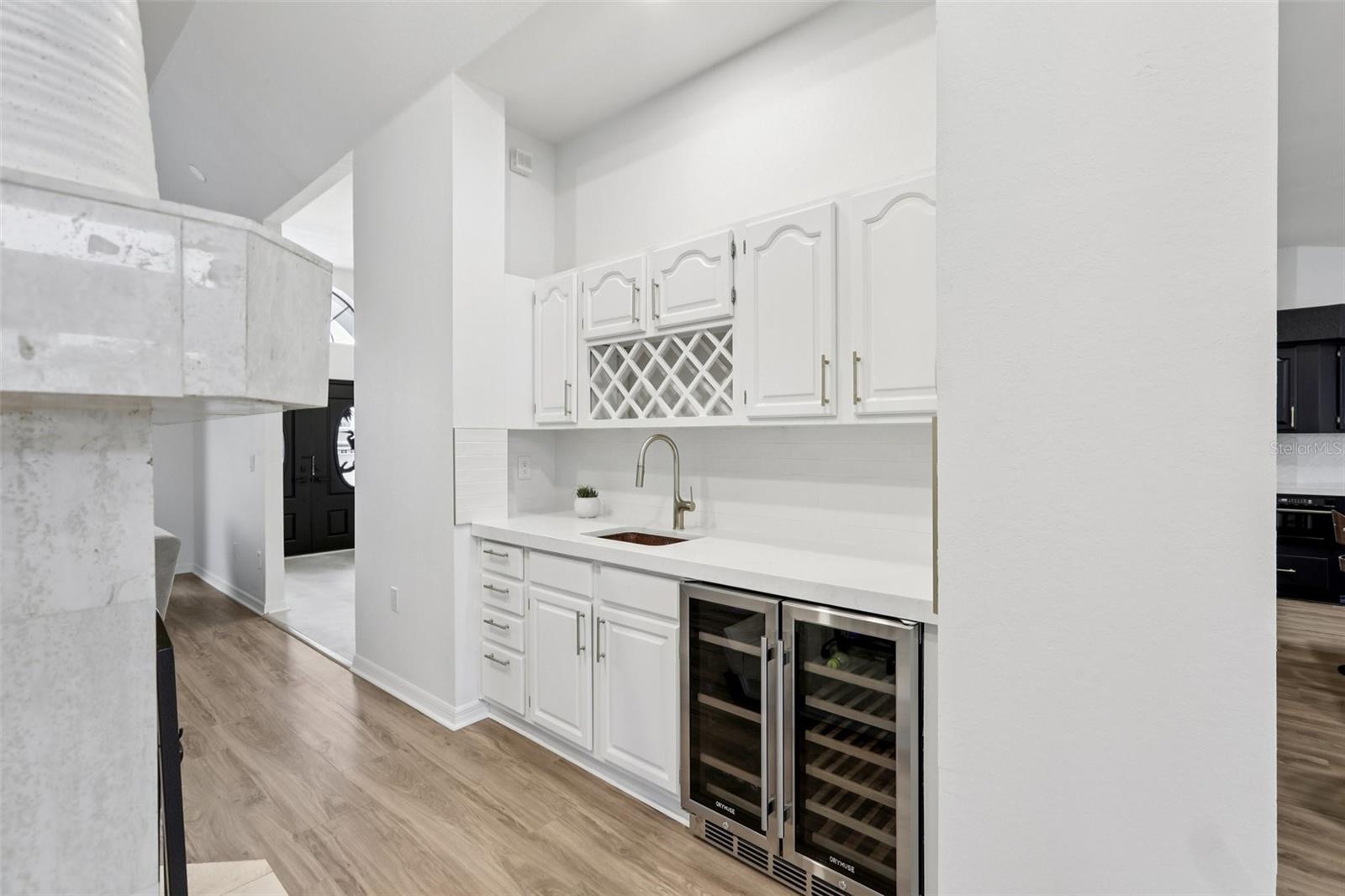 Image 25 of 72 For 120 8th Street E