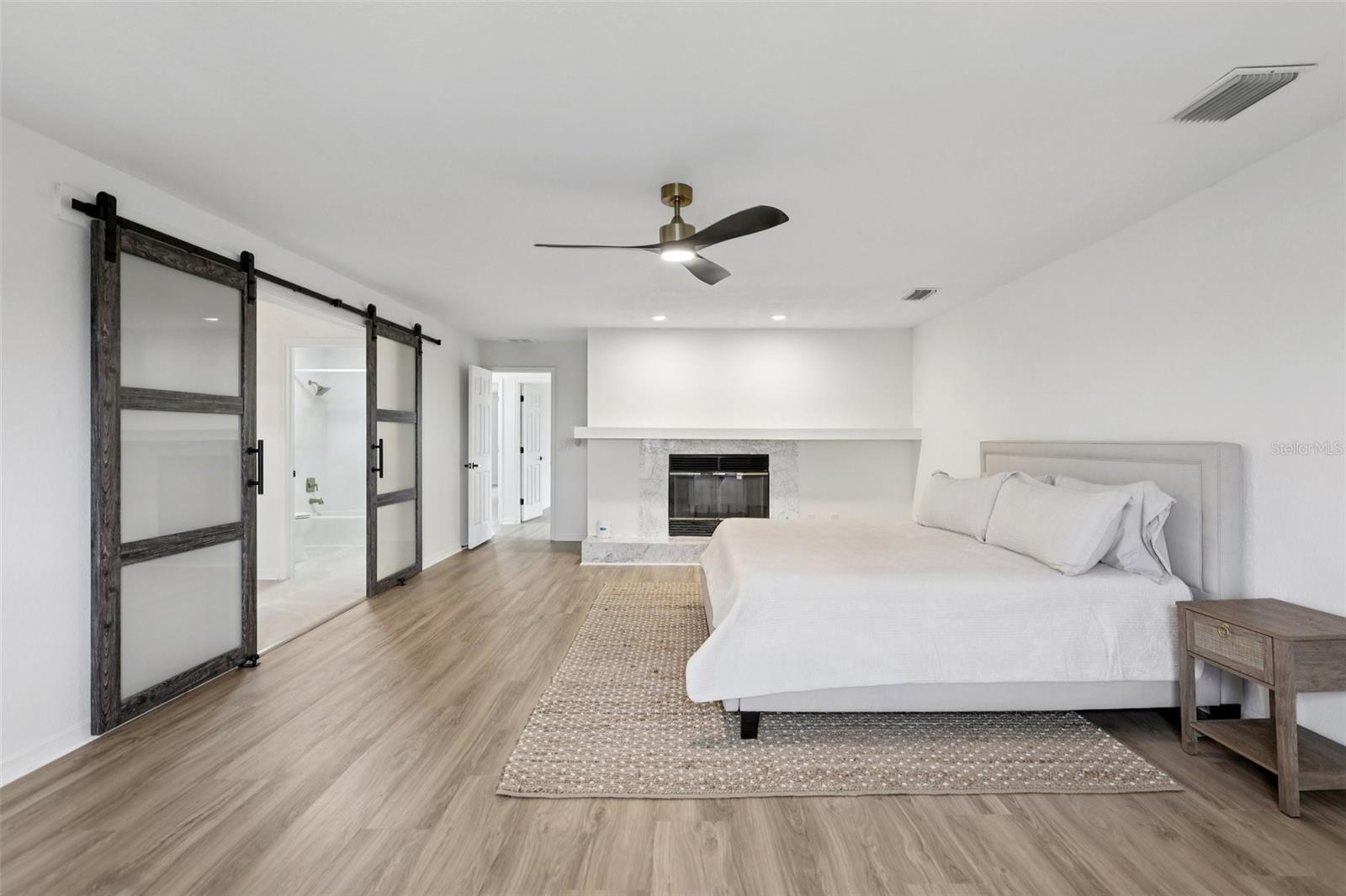 Image 38 of 72 For 120 8th Street E