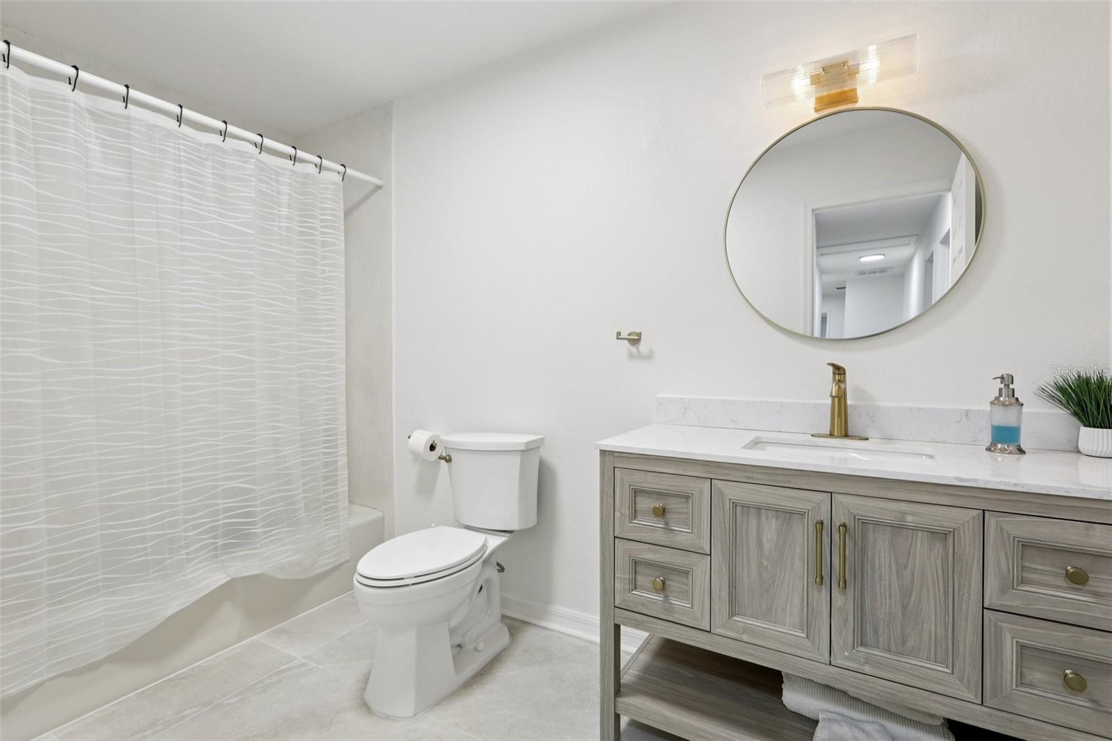 Image 46 of 72 For 120 8th Street E