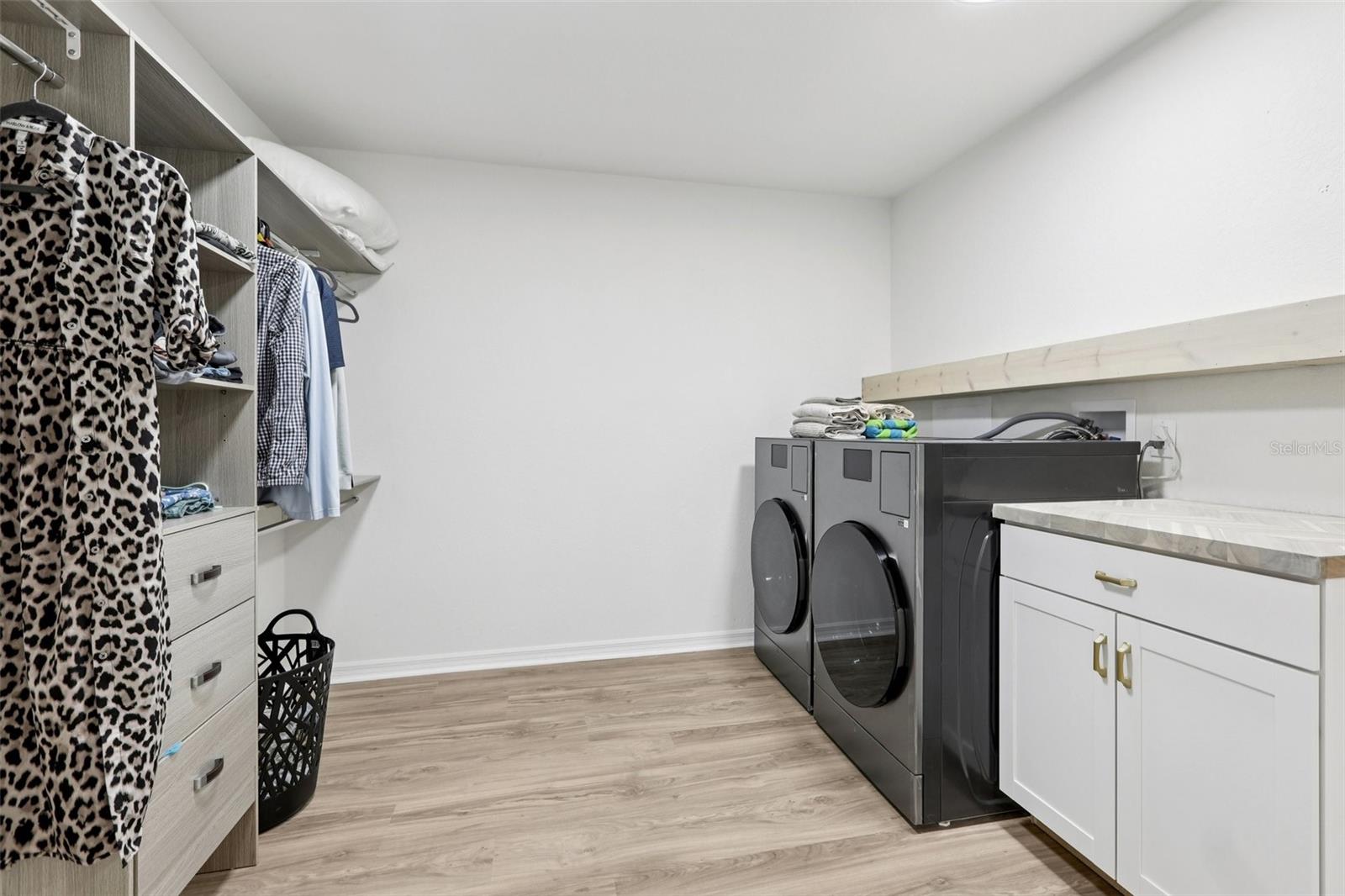 Image 50 of 72 For 120 8th Street E