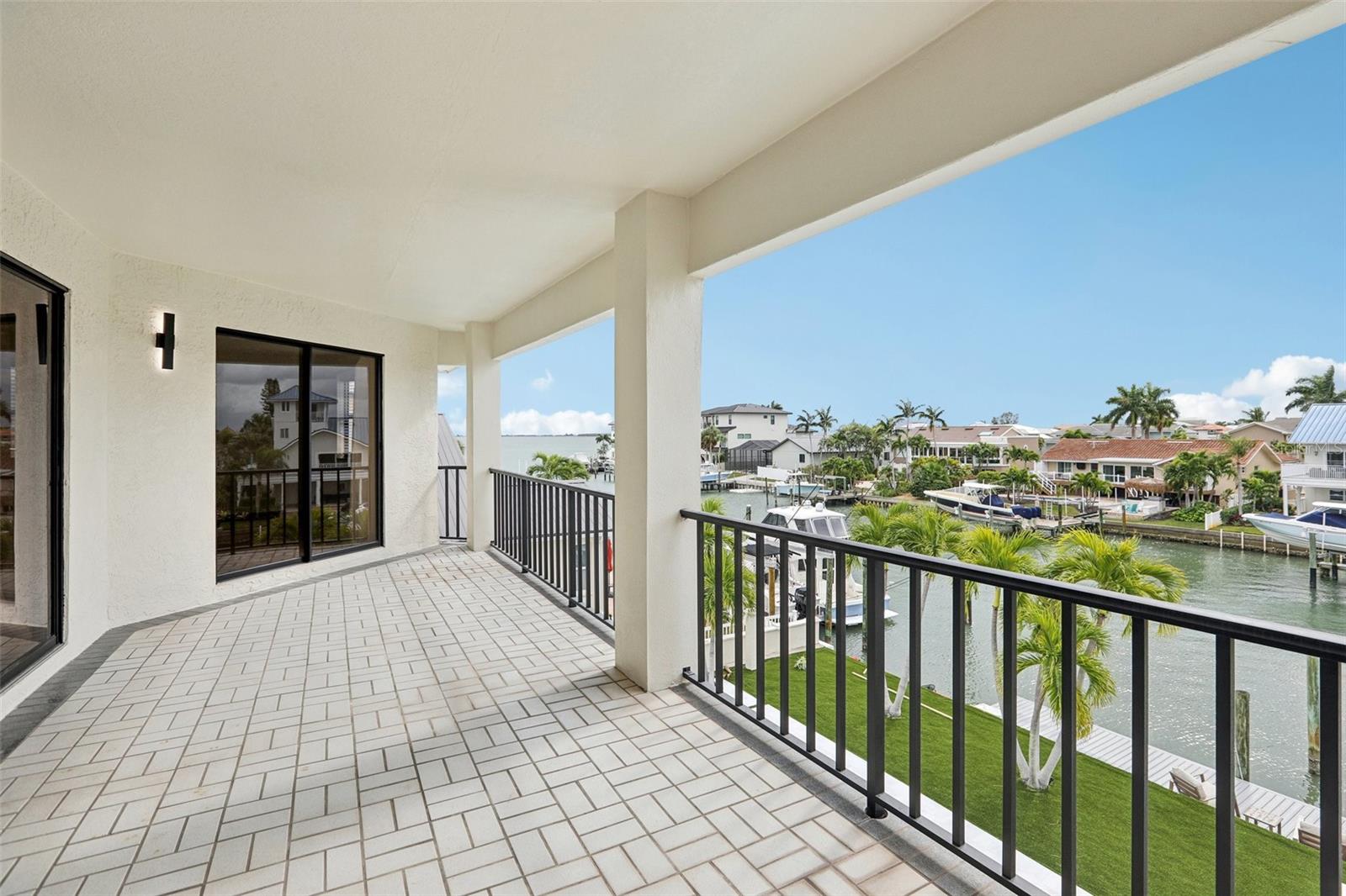 Image 60 of 72 For 120 8th Street E