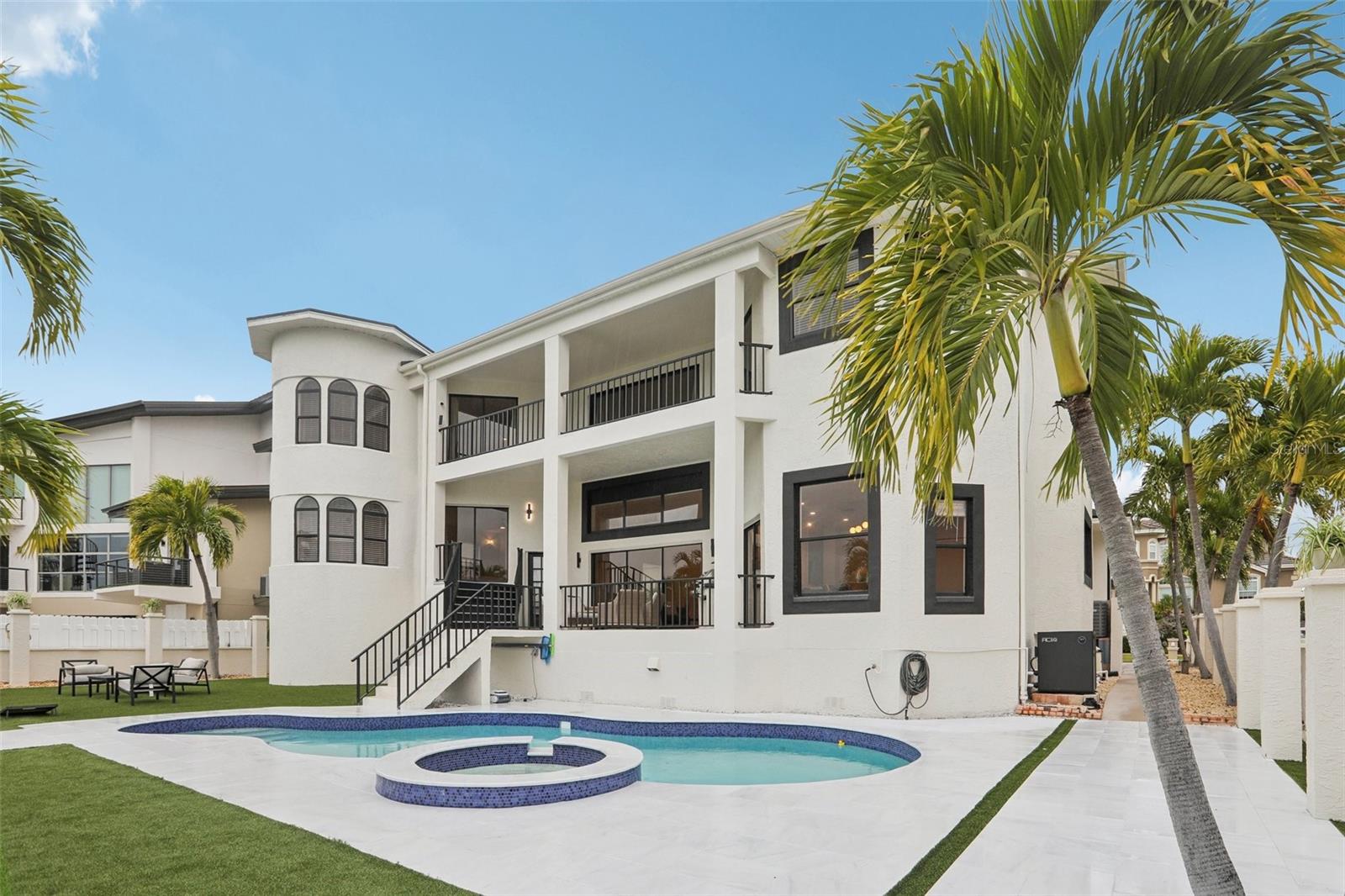 Image 64 of 72 For 120 8th Street E