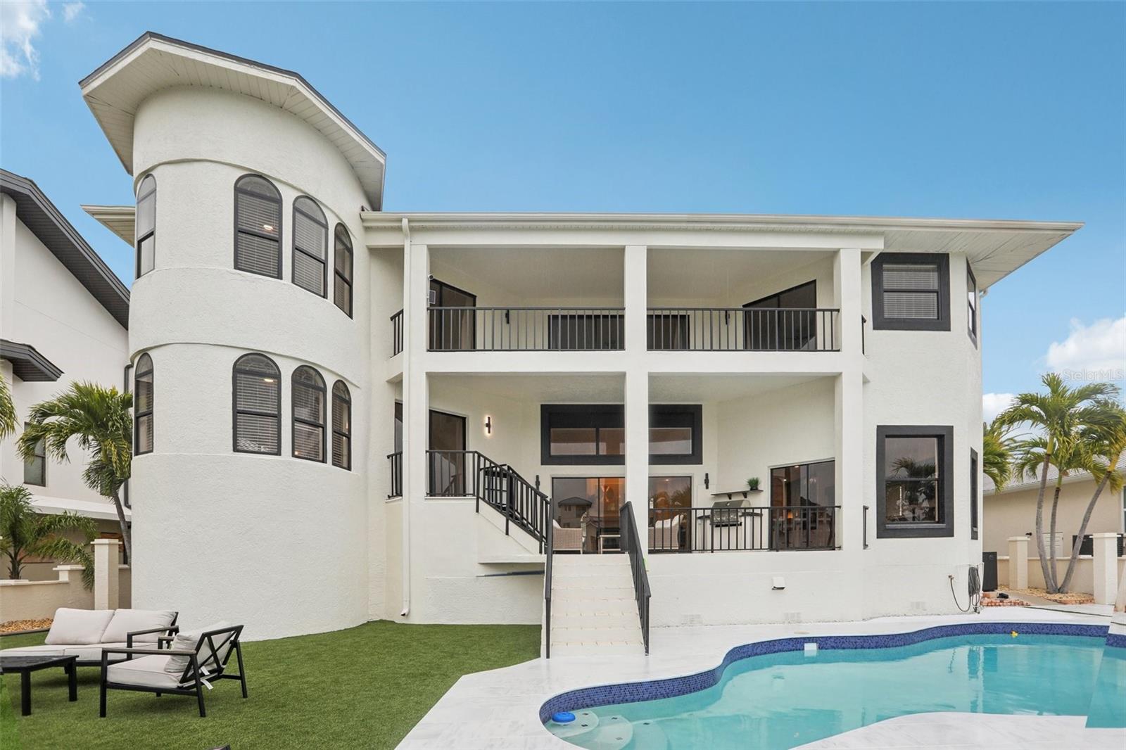 Image 68 of 72 For 120 8th Street E