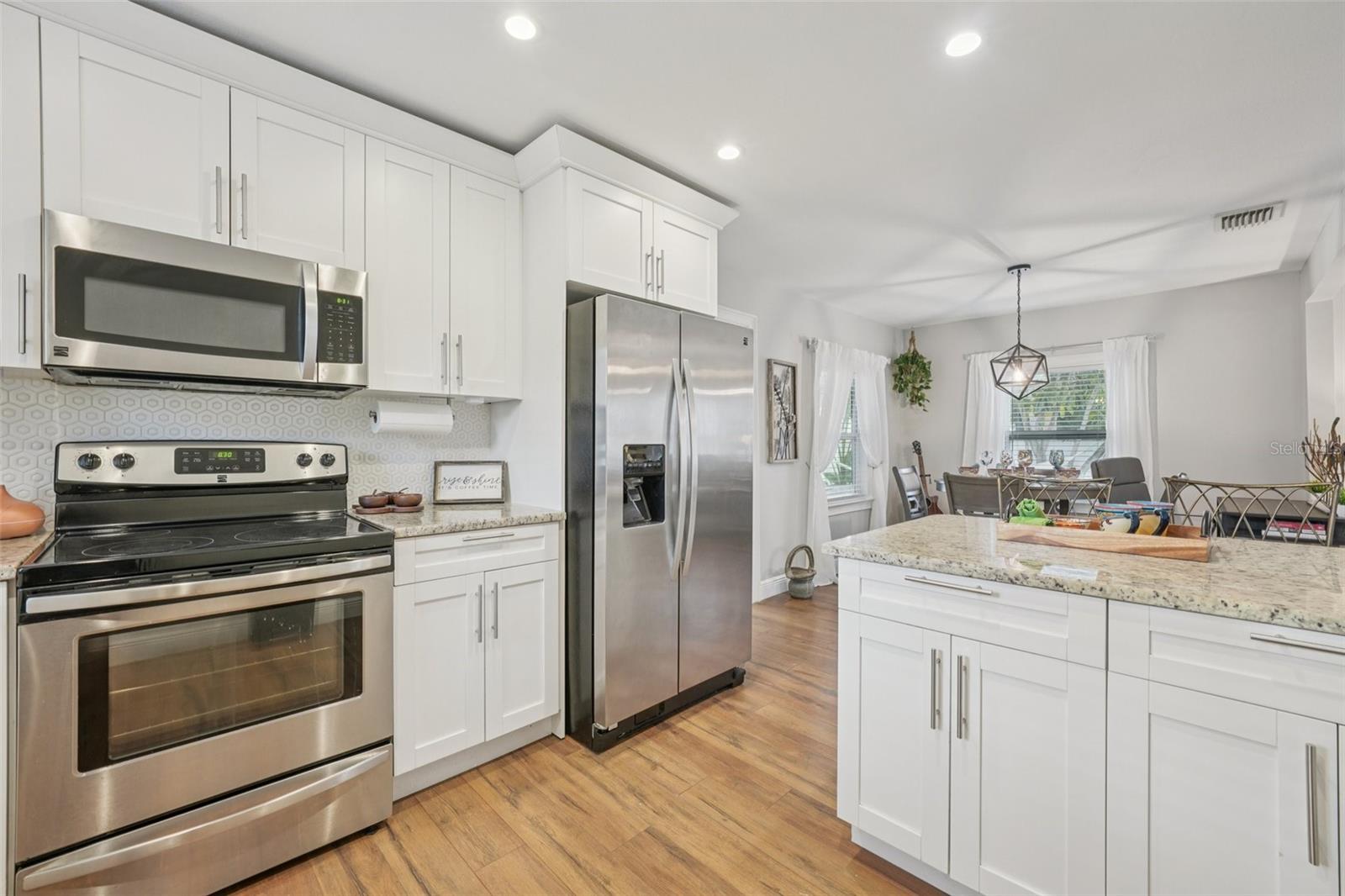 Image 14 of 49 For 2172 42nd Avenue N