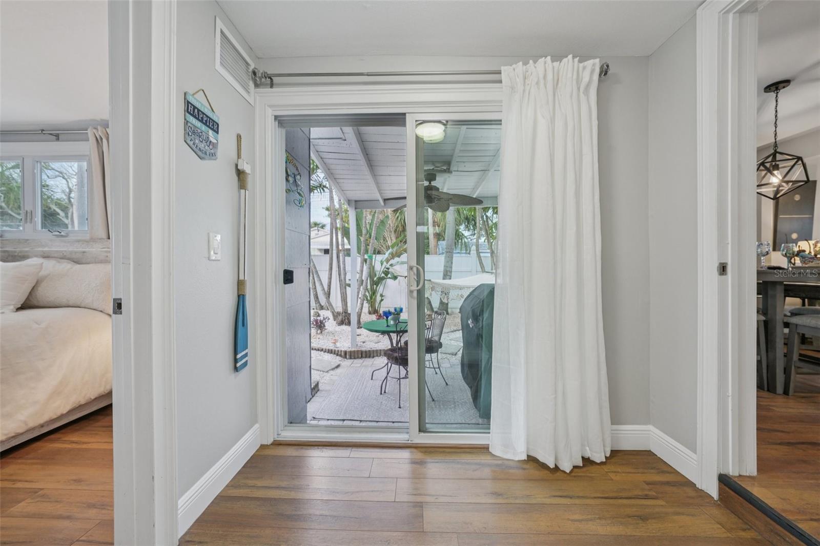 Image 20 of 49 For 2172 42nd Avenue N