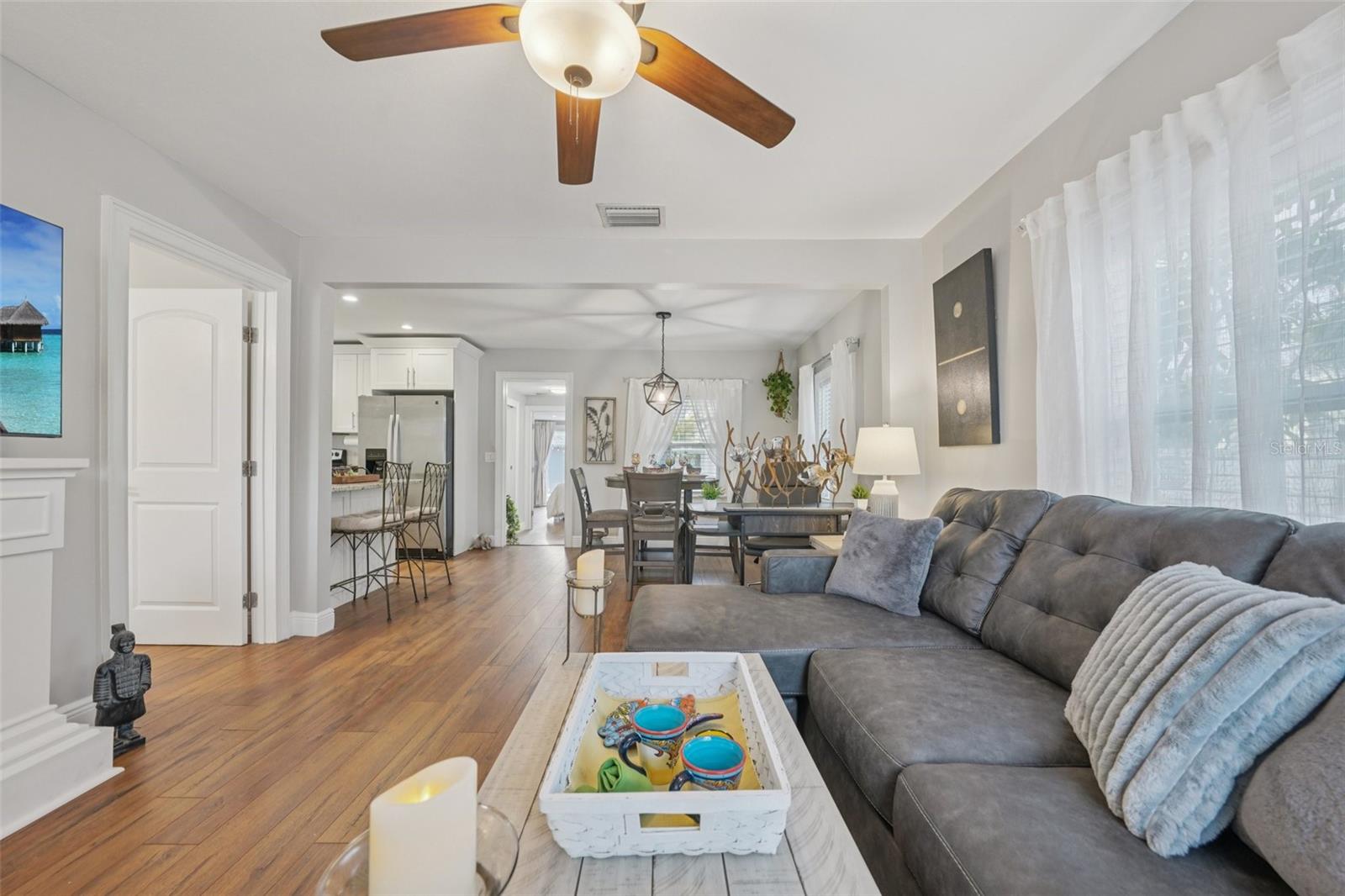 Image 7 of 49 For 2172 42nd Avenue N