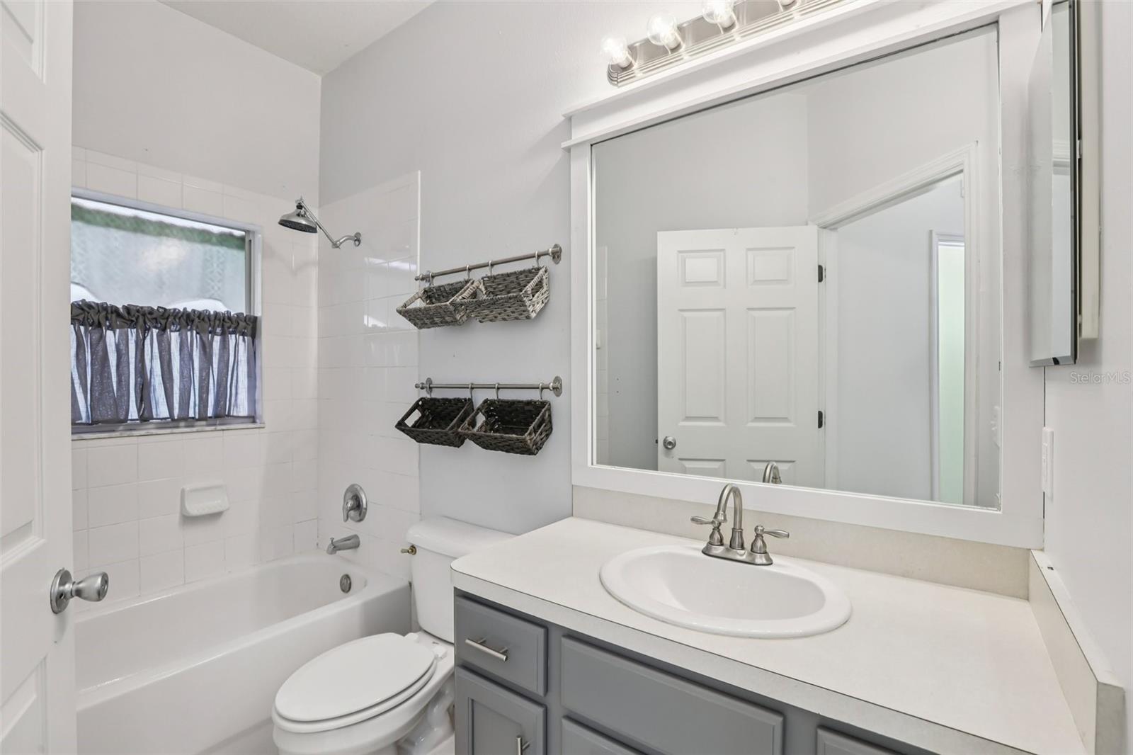 Image 23 of 28 For 12707 Linda Drive