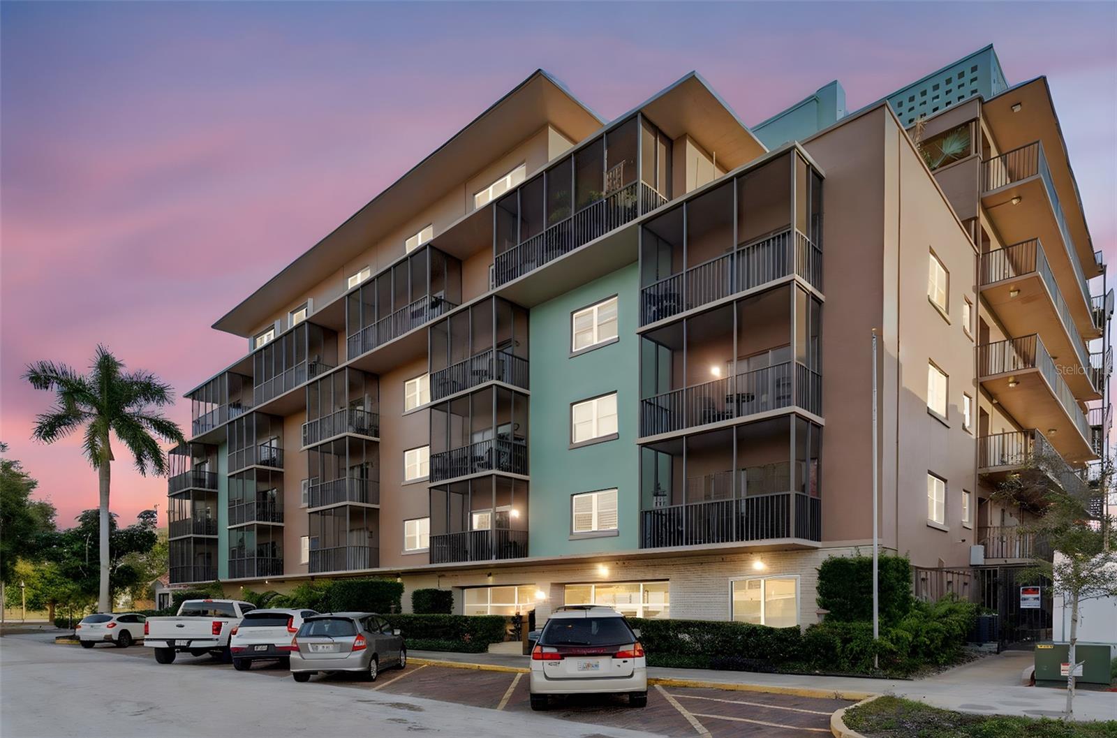 Details for 750 Burlington Avenue N 4l, ST PETERSBURG, FL 33701