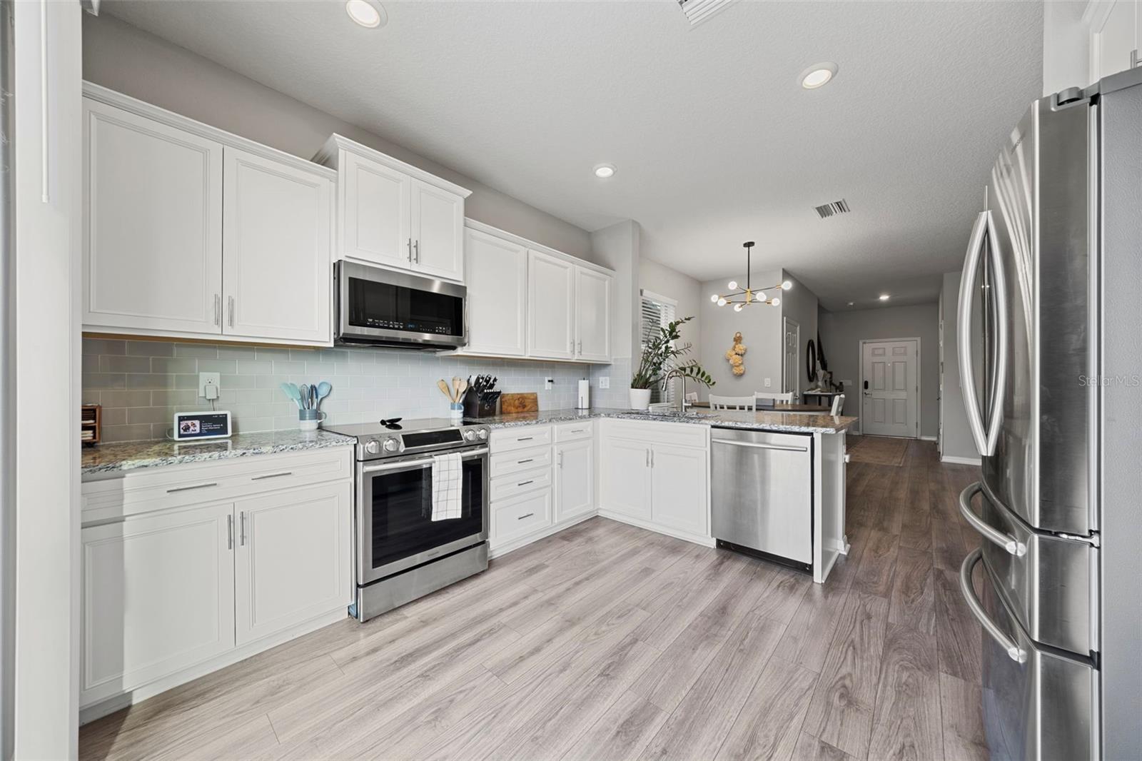 Image 18 of 79 For 7743 Yale Harbor Drive