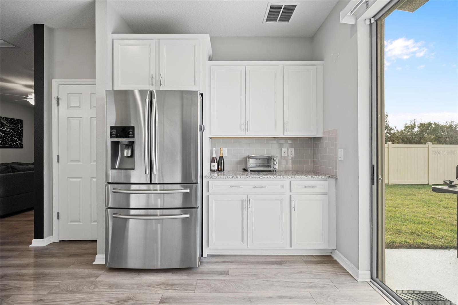 Image 20 of 79 For 7743 Yale Harbor Drive