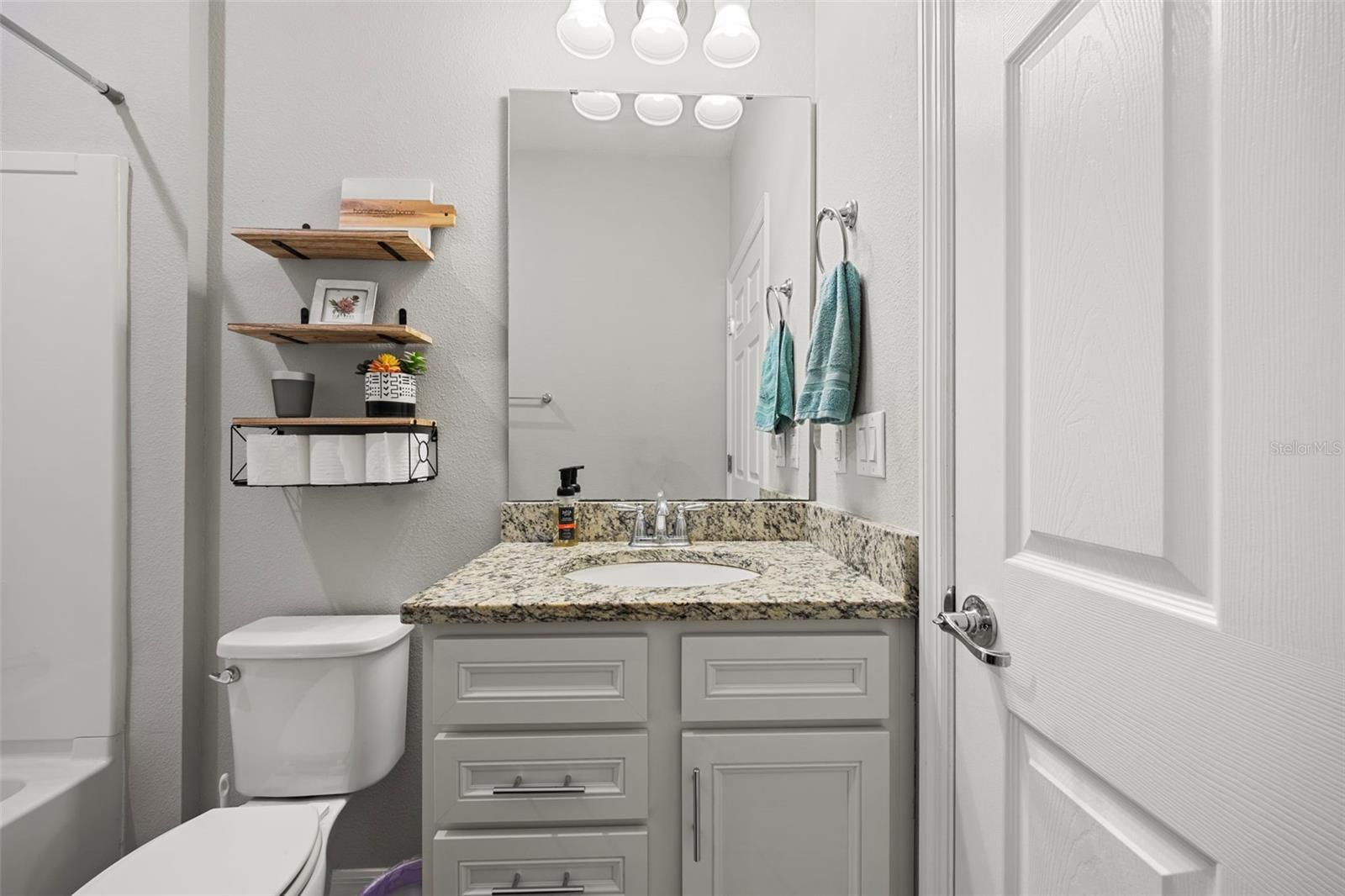 Image 23 of 79 For 7743 Yale Harbor Drive