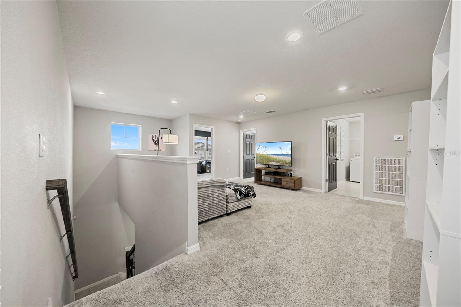 Image 27 of 79 For 7743 Yale Harbor Drive