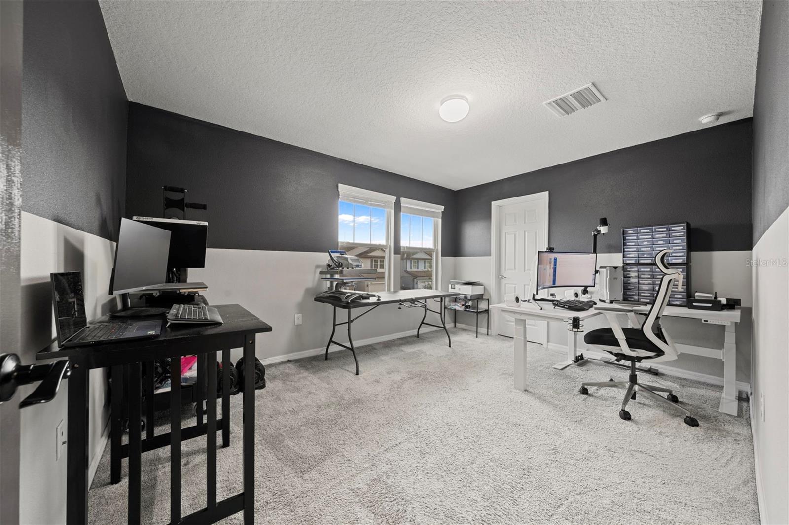 Image 32 of 79 For 7743 Yale Harbor Drive