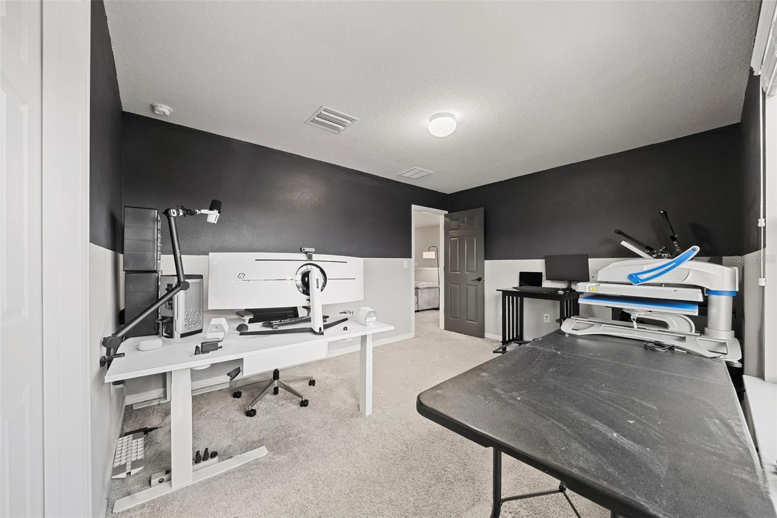 Image 33 of 79 For 7743 Yale Harbor Drive