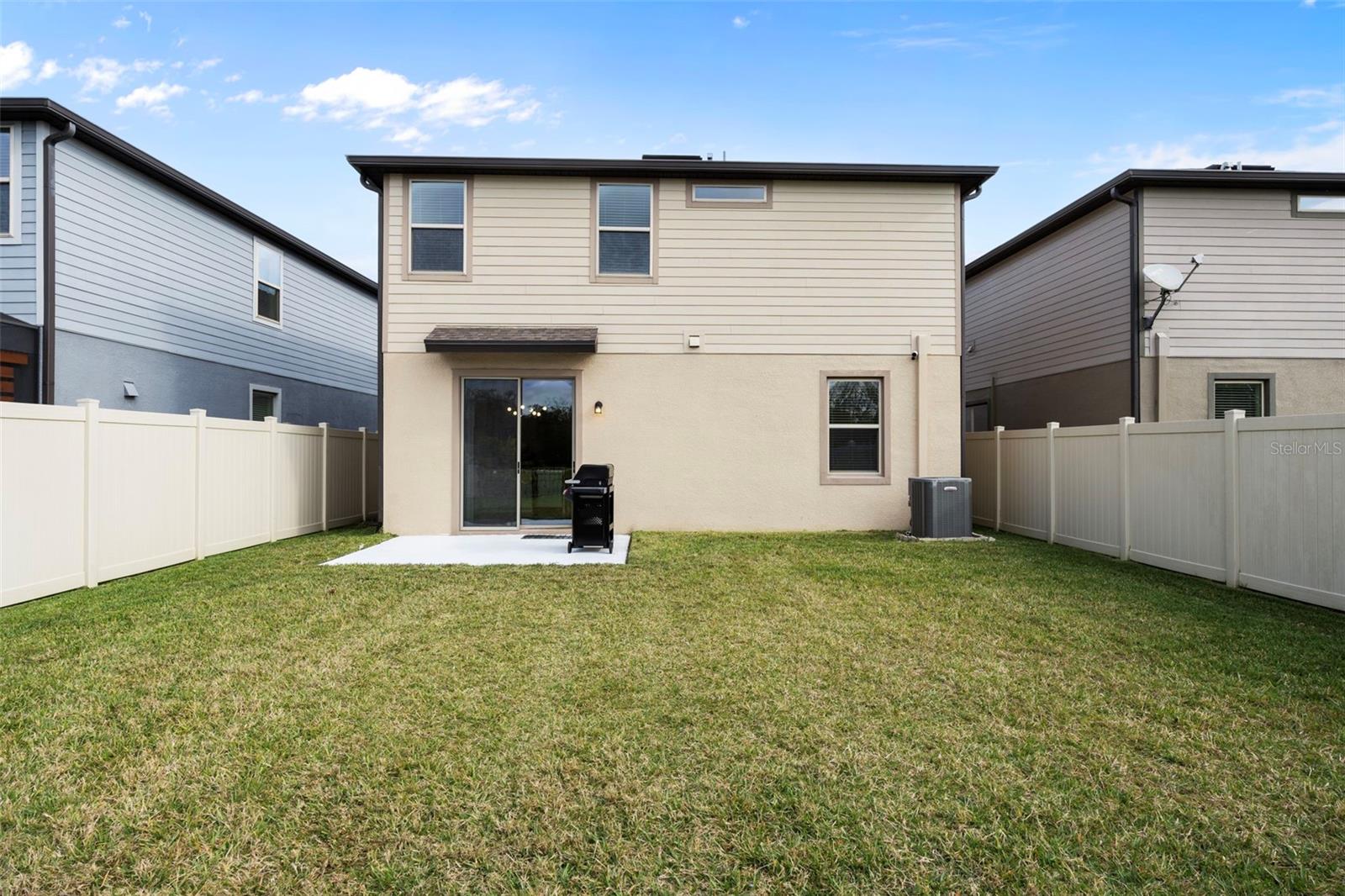 Image 43 of 79 For 7743 Yale Harbor Drive