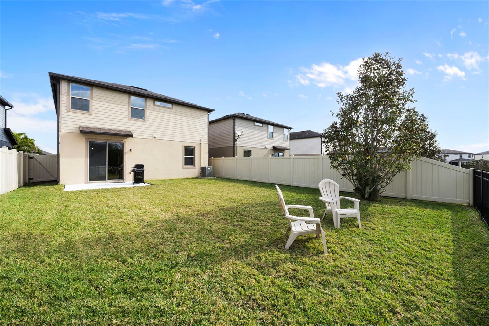 Image 45 of 79 For 7743 Yale Harbor Drive