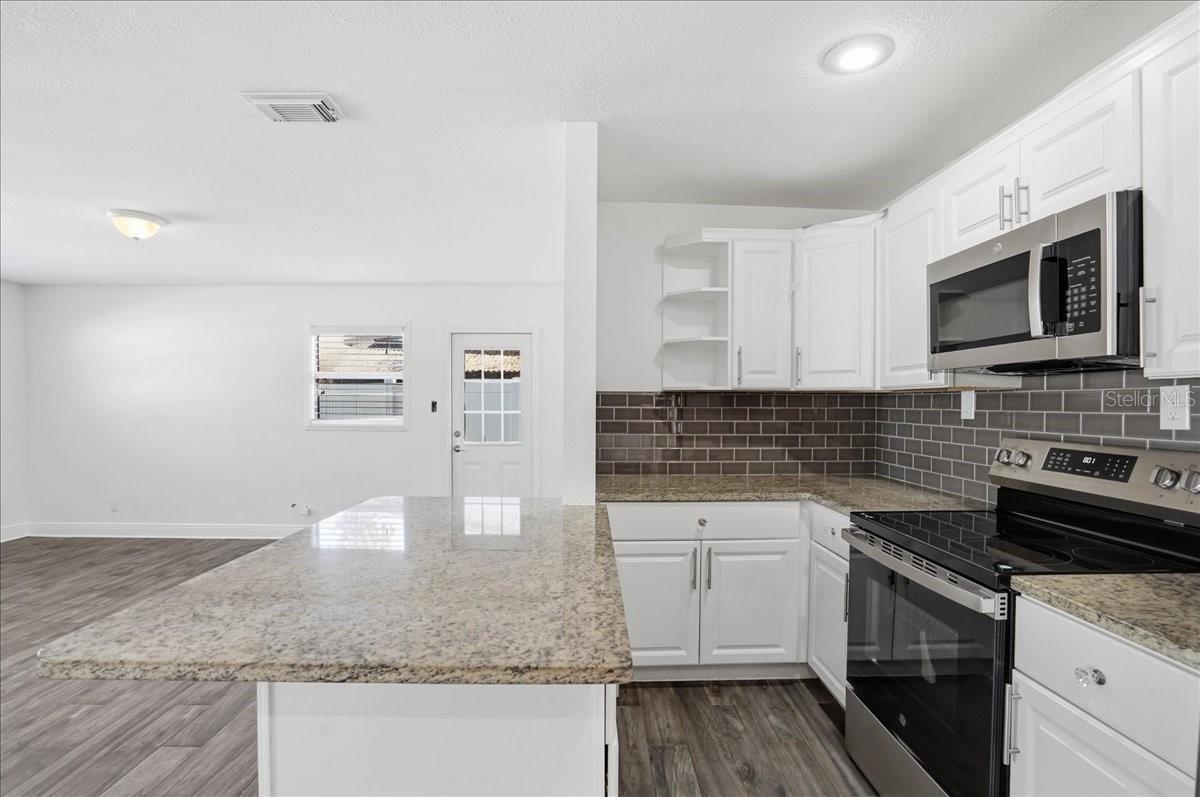 Image 10 of 19 For 4408 Wisconsin Avenue