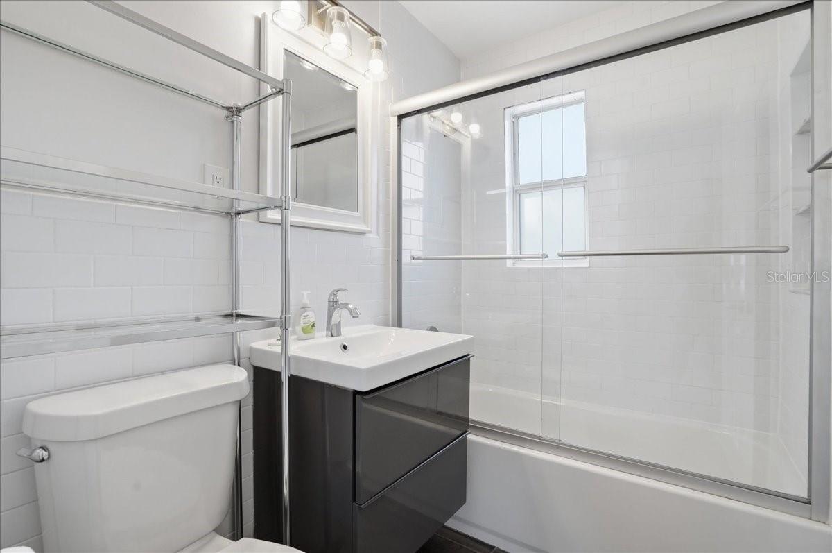 Image 11 of 19 For 4408 Wisconsin Avenue