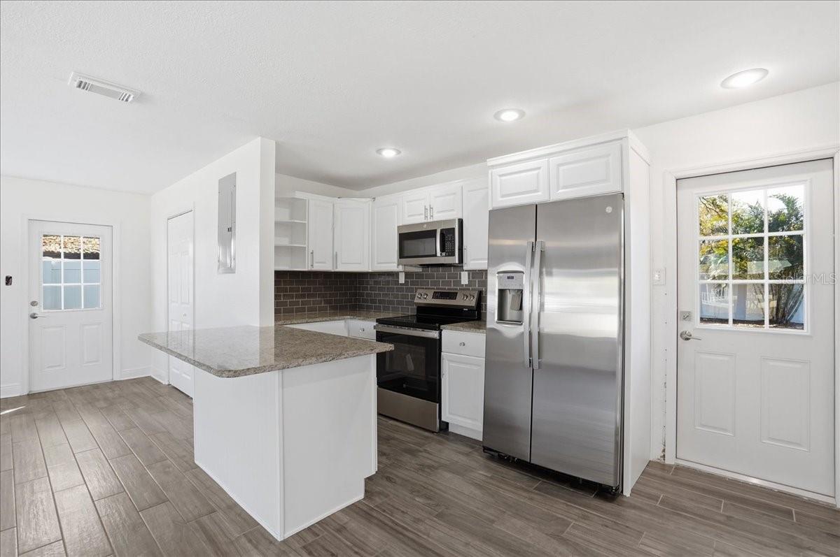 Image 3 of 19 For 4408 Wisconsin Avenue