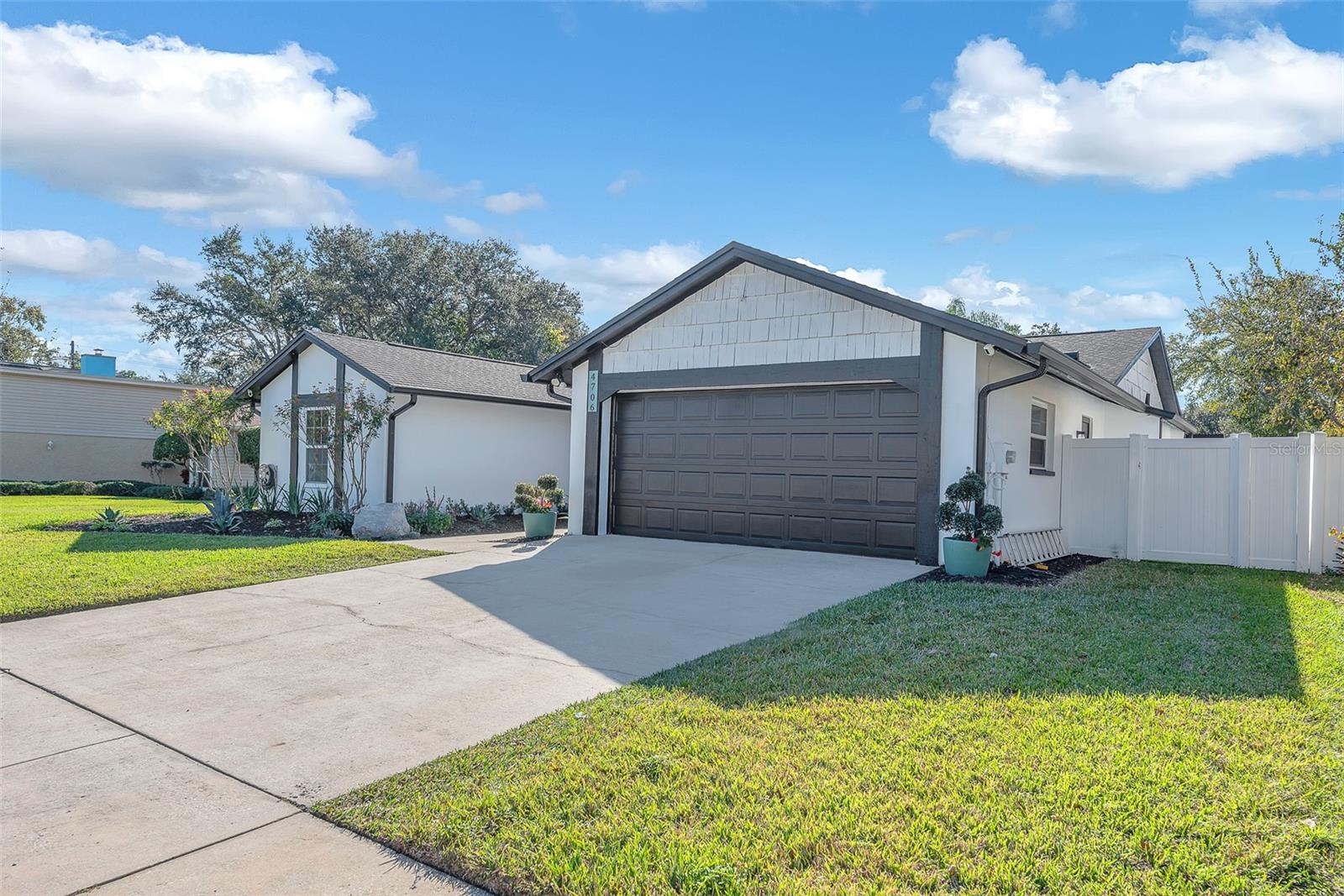 Image 20 of 33 For 4706 Heath Avenue