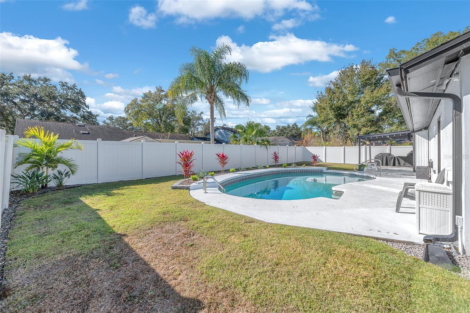 Image 25 of 33 For 4706 Heath Avenue