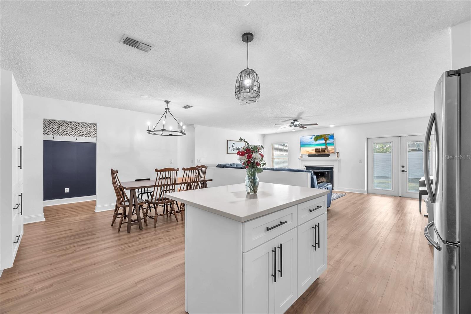 Image 6 of 33 For 4706 Heath Avenue