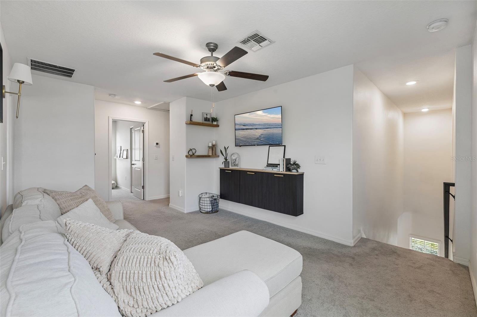 Image 26 of 95 For 4311 Romano Busciglio Street